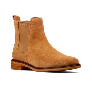 Clarks Suede Clarkdale Arlo Chelsea Boot